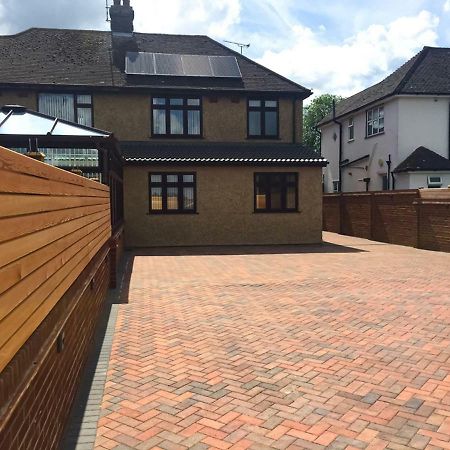 Cherish End Guest House Dunstable Exterior photo
